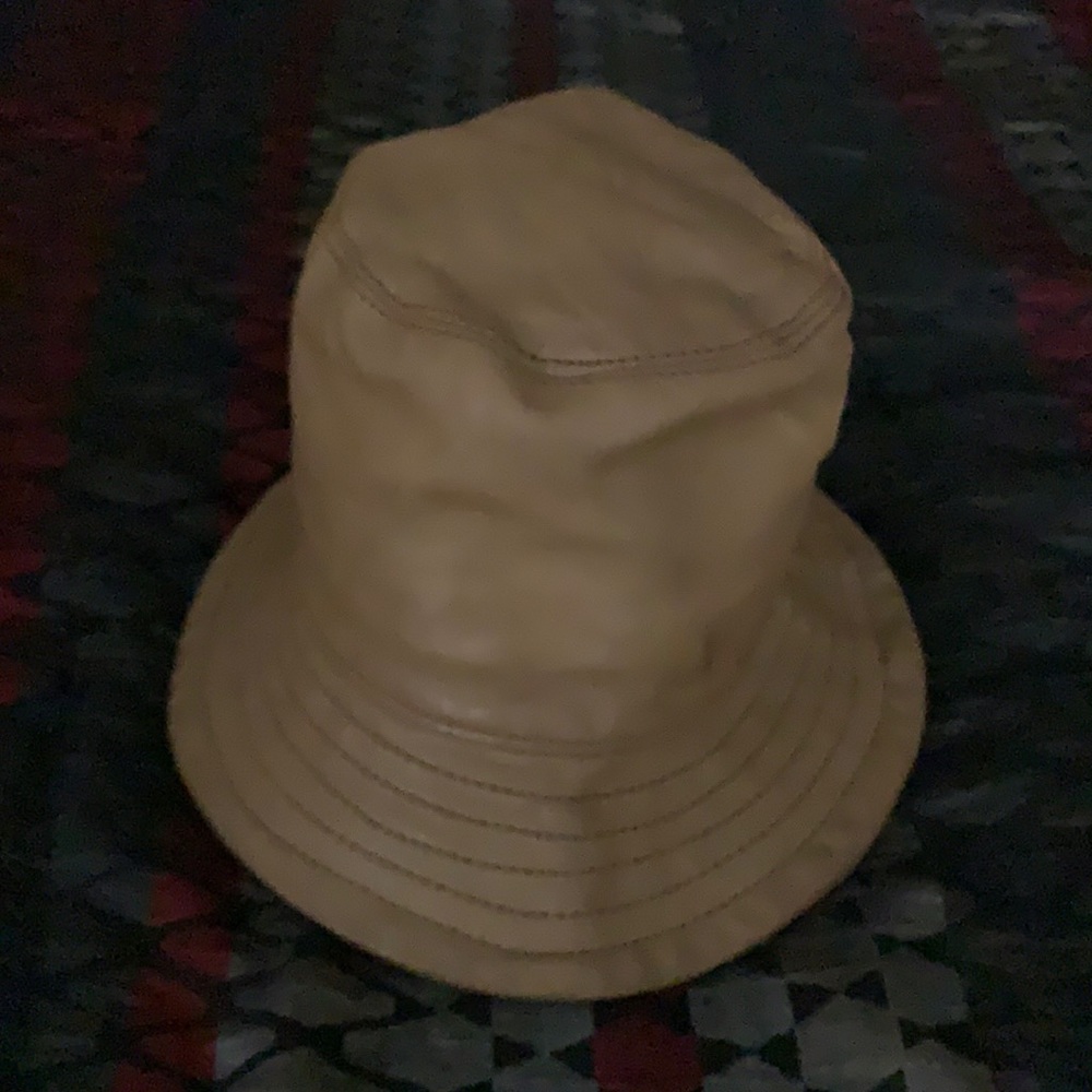 Women Brays of Bristol Genuine leather hat